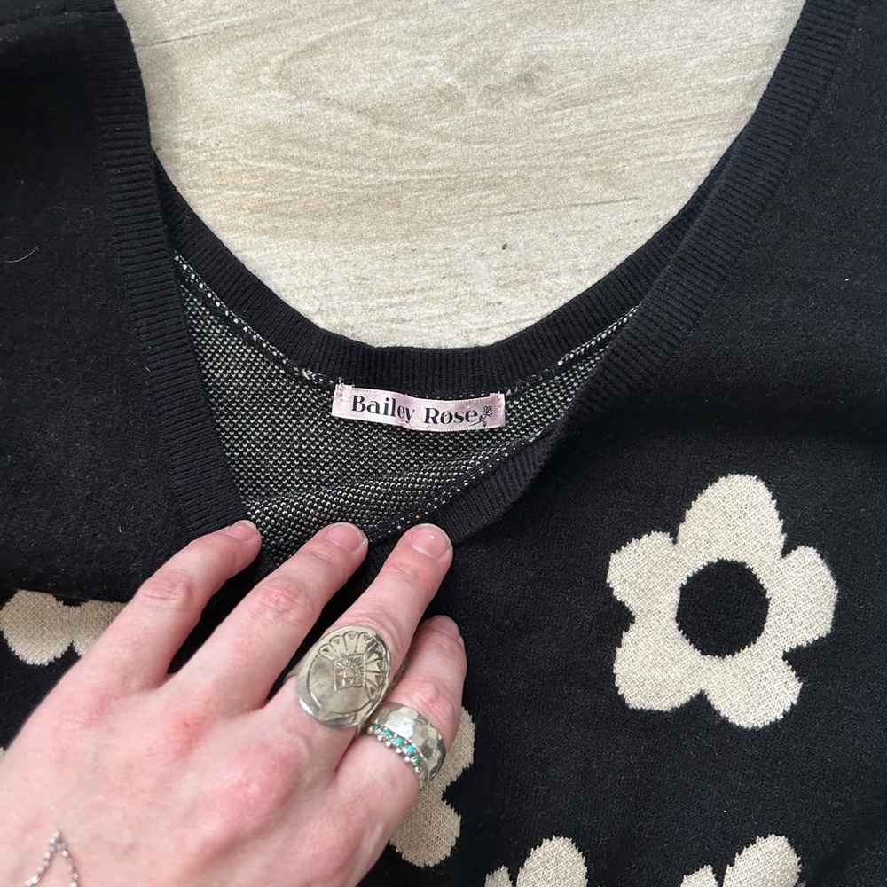 Vintage Retro Crop top- oversized- size medium - Picture 3 of 3